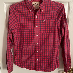 Men Hollister button shirt
